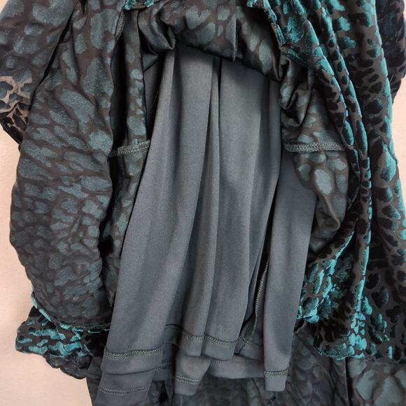 Calvin Klein Burnout Velvet Wrap Dress Women’s SZ 2 Dark Green Animal Print - Picture 7 of 16